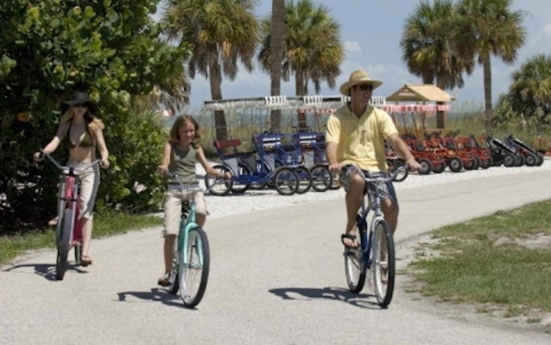 Bermuda Bay Beach Club St. Petersburg Bagian luar foto