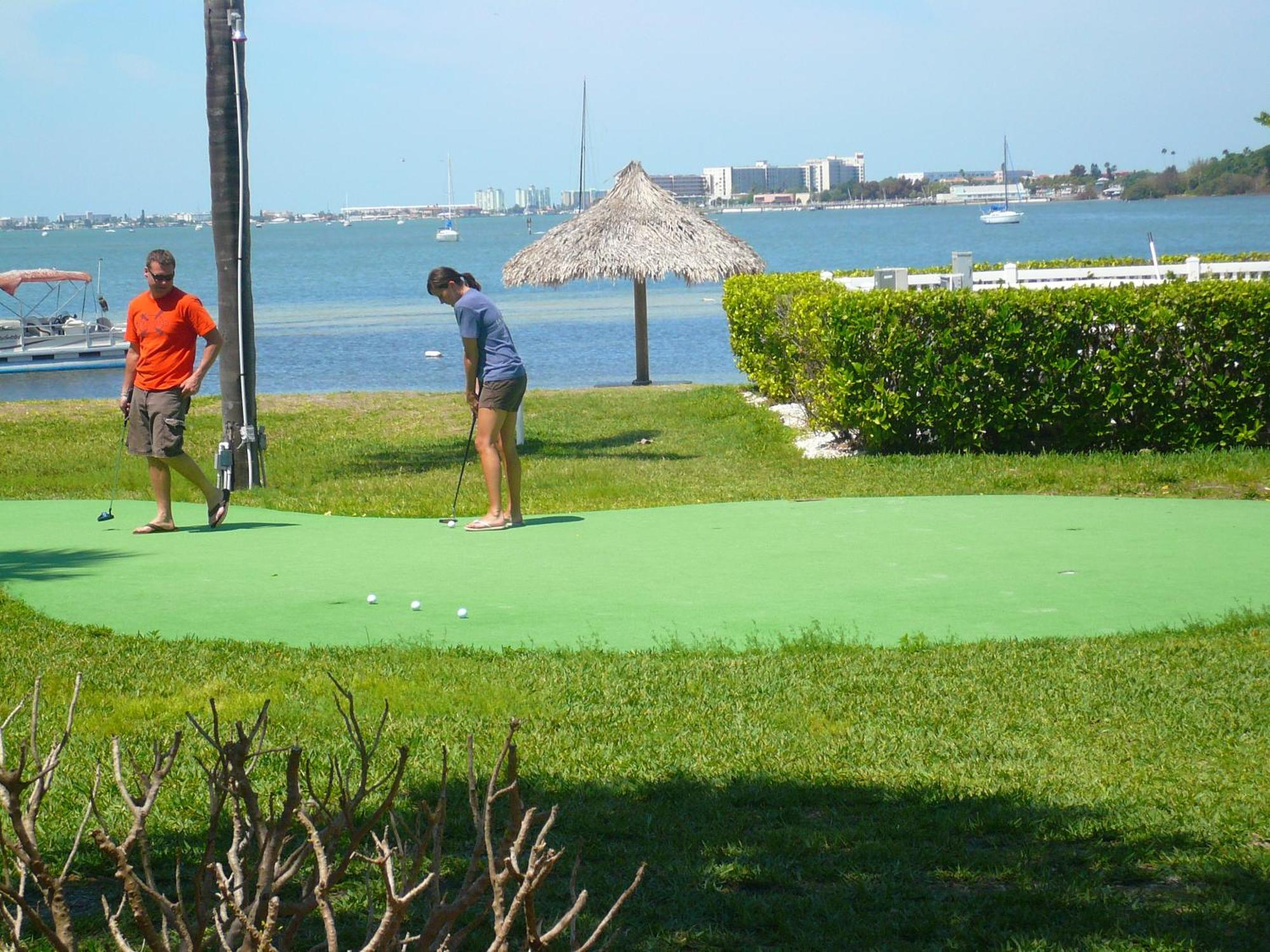 Bermuda Bay Beach Club St. Petersburg Bagian luar foto